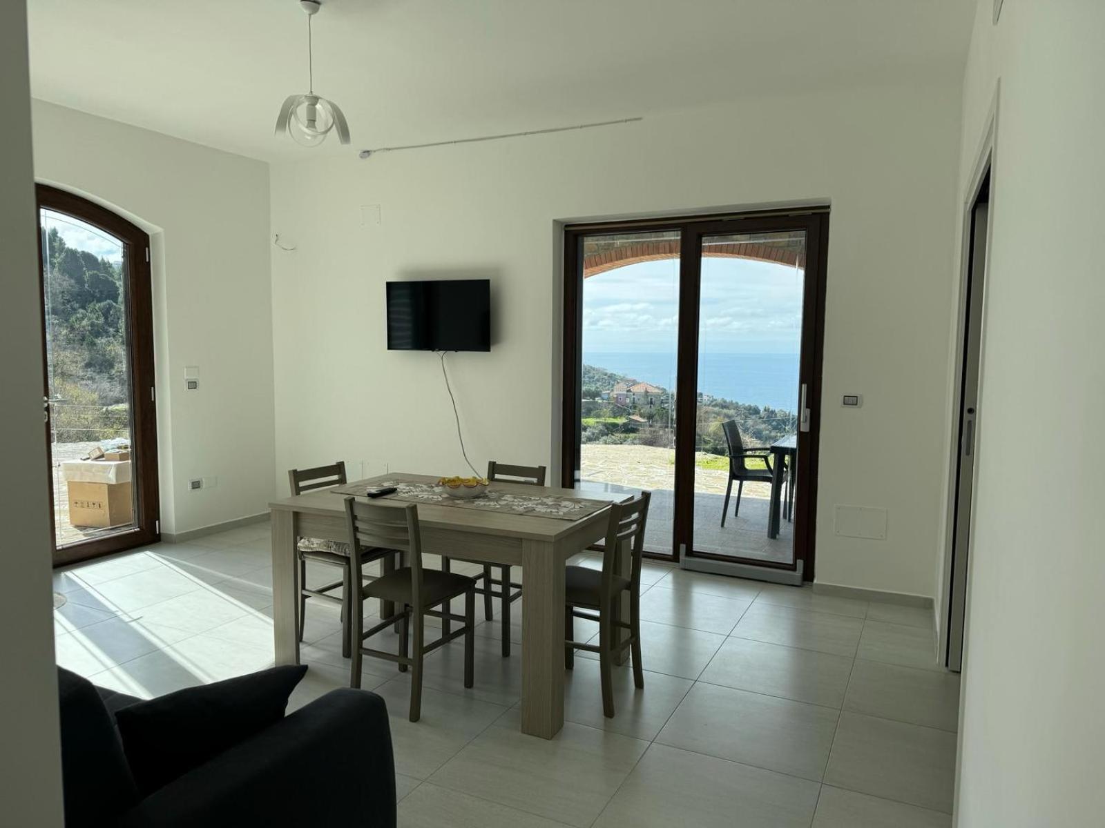 ホテル Casa Iris カステッラバーテ エクステリア 写真